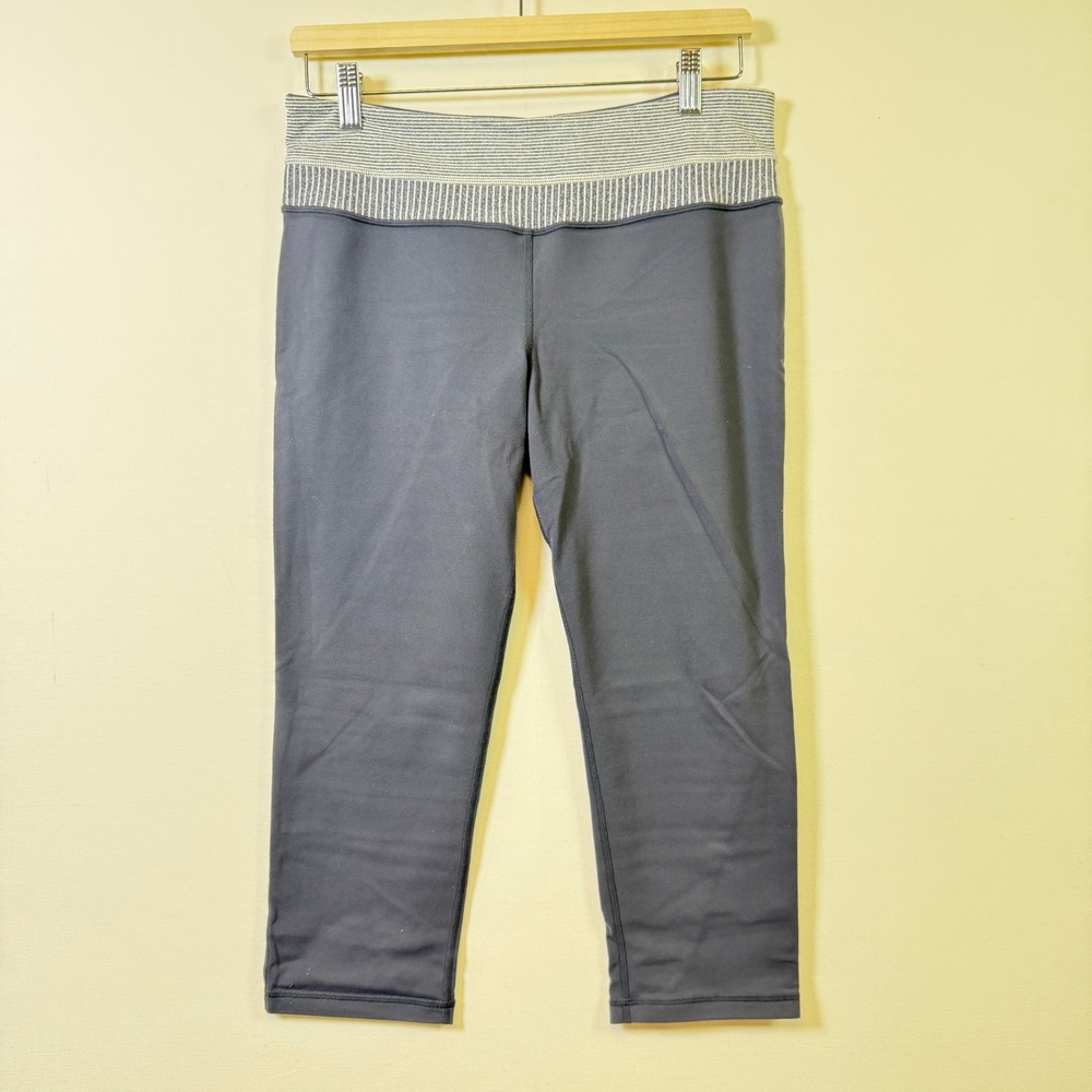 LULULEMON Blue Crop Leggings, Size 10‎